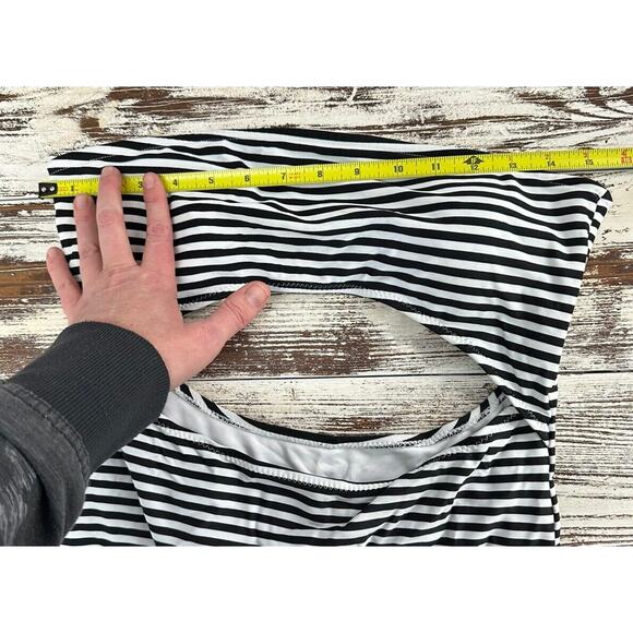 Cup She Swimsuit Womens Large Strapless Black White Striped One-piece Monokini - Picture 6 of 7